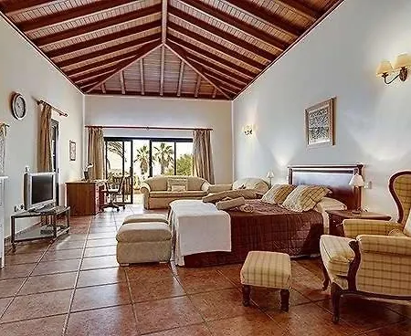 Zunjoy Costa Teguise